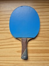 Tischtennis Holz: XIOM Offensive S Novus mit Konkavgriff