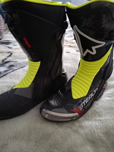 Motorradstiefel der marke - motorradstiefel,