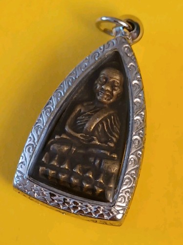 Buddha amulett aus messing - , in