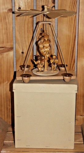 Volkskunst pyramide natur mit - volkskunst,