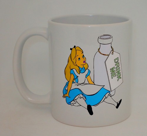 Alice wunderland drink me - alice,