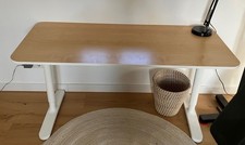 schreibtisch ikea 60/140/70 mechanisch höhenverstellbar weiss Platte Holzoptik