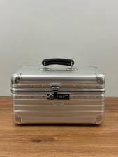 Rimowa Classic Flight Beauty