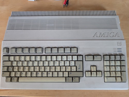 Amiga 500 1mb - amiga, mit
