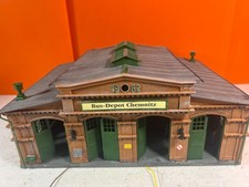 POLA/Faller HO 678 Busdepot Chemnitz   Fertigmodell