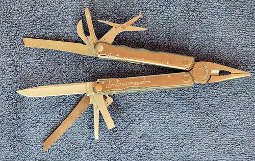 Stainless leatherman blast - stainless,
