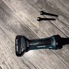 Makita DGD800Z 18V