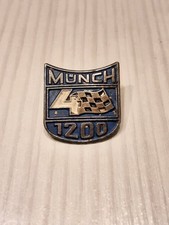 Münch 4 1200 / Anstecker Pin