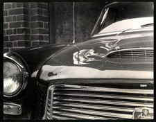 Fotografie Austin Westminster, eingedellte Motorhaube eines englischen Austin W 