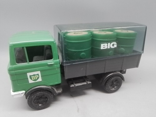 Big modell lkw mit 6 - modell,