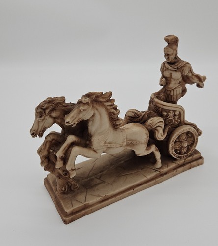 Römerfigur mit kutsche - mit,