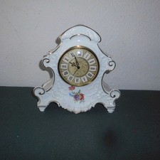 Porzellanuhr von HMK Rose