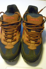Wanderschuhe, Farbe rehbraun in Wildleder mit blauen Stoffakzenten
