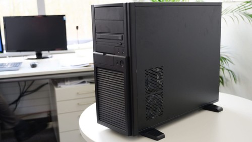 Desktop office workstation - /,