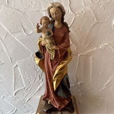 Edle Holzmadonna
