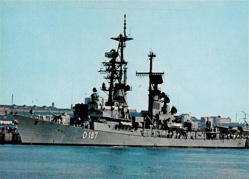 Marine zerstoerer luetjens - marine,