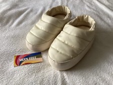 MOON BOOT PANTOLETTEN FLACH -CREME 39-41