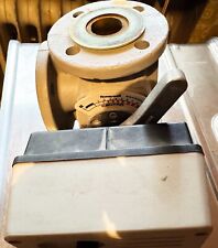 Honeywell Centra Stellmotor VMM-20 mit Centra 3-Wege-Flanschventil