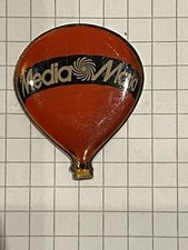 Ballon pin pins media - ballon,