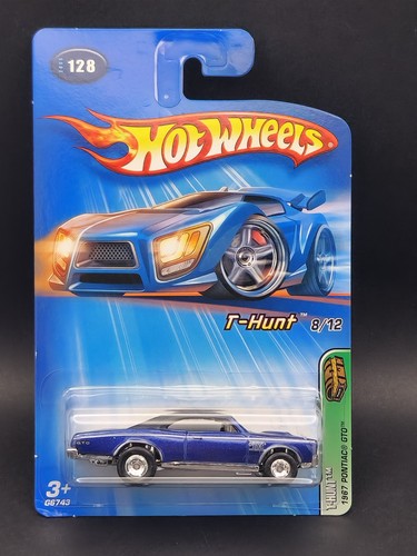 Hot wheels 2005 treasure - -,