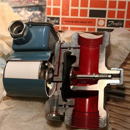 Dissected cut away modell - dissected,