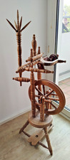 spinnrad mit fußpedal Holz handarbeit dornröschen spindel wolle steckbar meschan