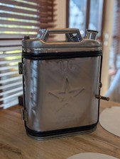 Einzigartige Wand-Bar aus 10L Edelstahl-Benzinkanister – Einzigartig & Handmade