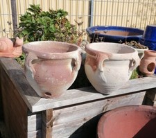 2 rustikale Pflanztöpfe ø20