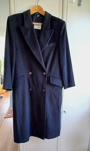 100 cashmere styled yorn - by,