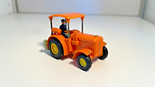 Siku V182 Hanomag-Schlepper mit Seilwinde (gelborange) sehr guter Zustand