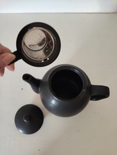 Teekanne Keramik, mit Siebeinsatz und Deckel, schwarz matt, 750ml