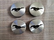 Original FORD Mustang Nabendeckel Felgendeckel Nabenkappen 2465282 LJ8C-1003-AA