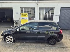 Schlachtfest VW Golf 5 V 1,9 TDI  Ausschnitt vom Einstieg Nr.110/24