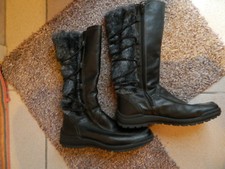 Schöne gefütterte Lederstiefel, wie neu, Gr.38 , schwarz, außen teilw.mit Fell