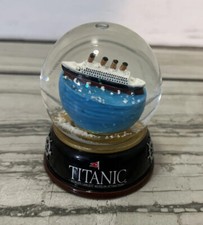 TITANIC Ship Model Snow Globe