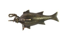 Selten Fisch Form Messing