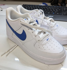 Nike Air Force 1 weiß mit blauem Swoosh Größe 39