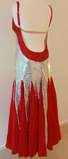 ROTES LATEINISCHES TANZKLEID
