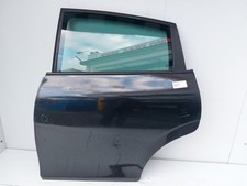 1P0833055 tür hinten links