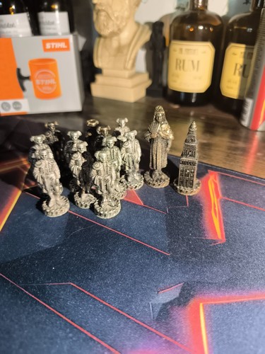 Schachfiguren aus zinn ohne - aus, zinn,