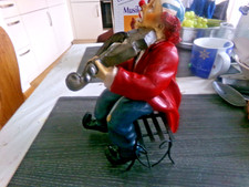 Musik-Clown Figur, im Originalkarton, Höhe 20 cm