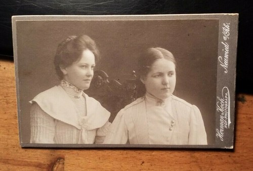 Mädchen junge frauen - -,