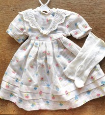 hübsches altes Puppenkleid