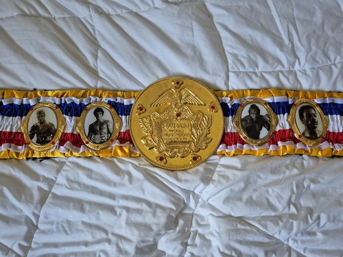 Rocky balboa replica - 2,