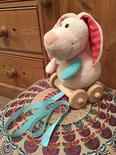 My First Nici Zugwagen beige Hase Kaninchen Tilli weiches Plüschtier Stofftier Baby Spielzeug 9 Zoll