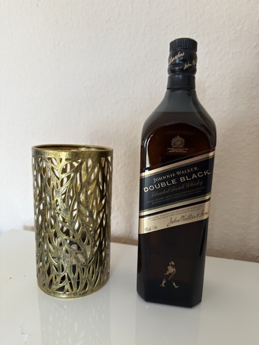 Johnnie walker double black - johnnie,