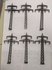 Kibri 38533 H0, 6 Hochspannungsstrommasten aus Rückbau.