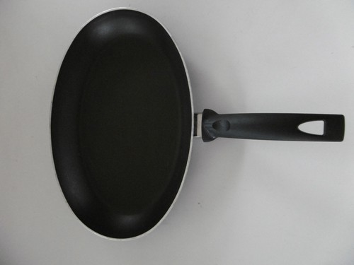 Bratpfanne oval aus aluminium - bratpfanne,