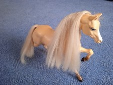 Barbie Pferd Western Star mit