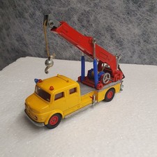 siku v 293 Mercedes Kranwagen